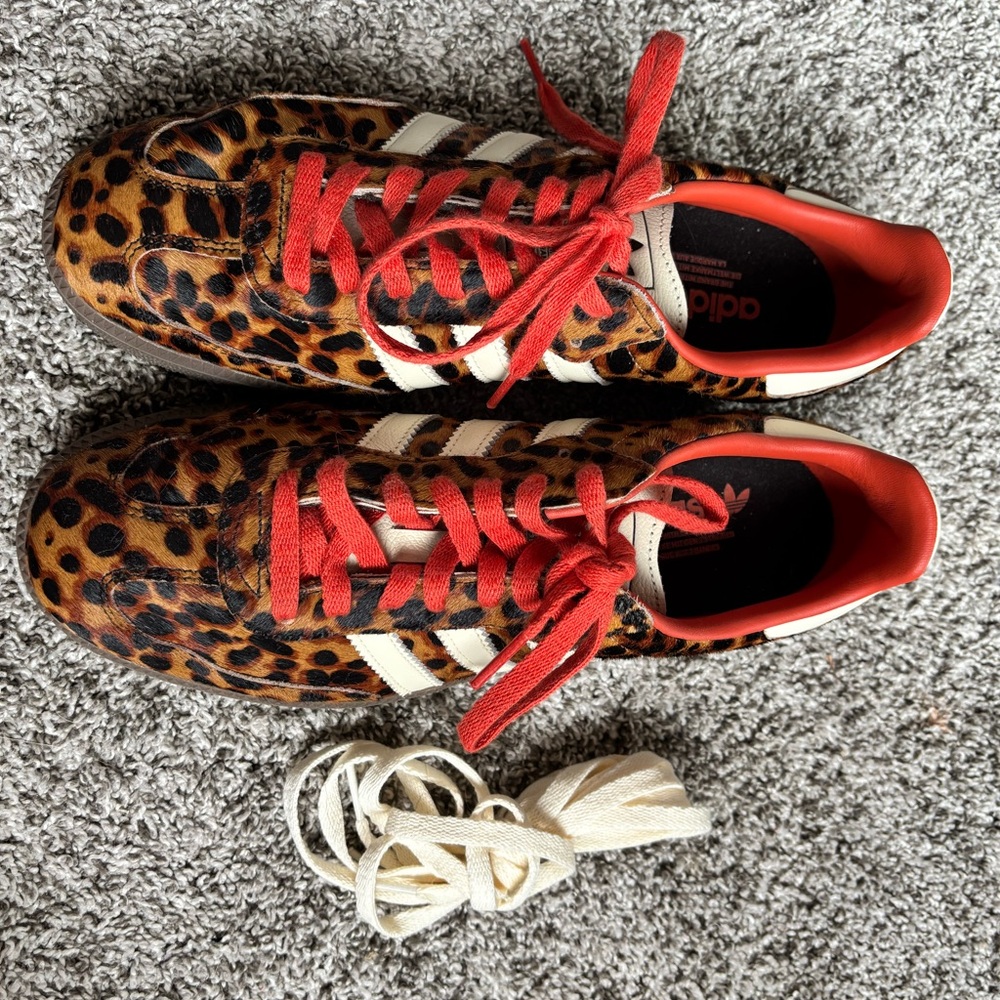 Adidas leapord sambas - Picture 5 of 6